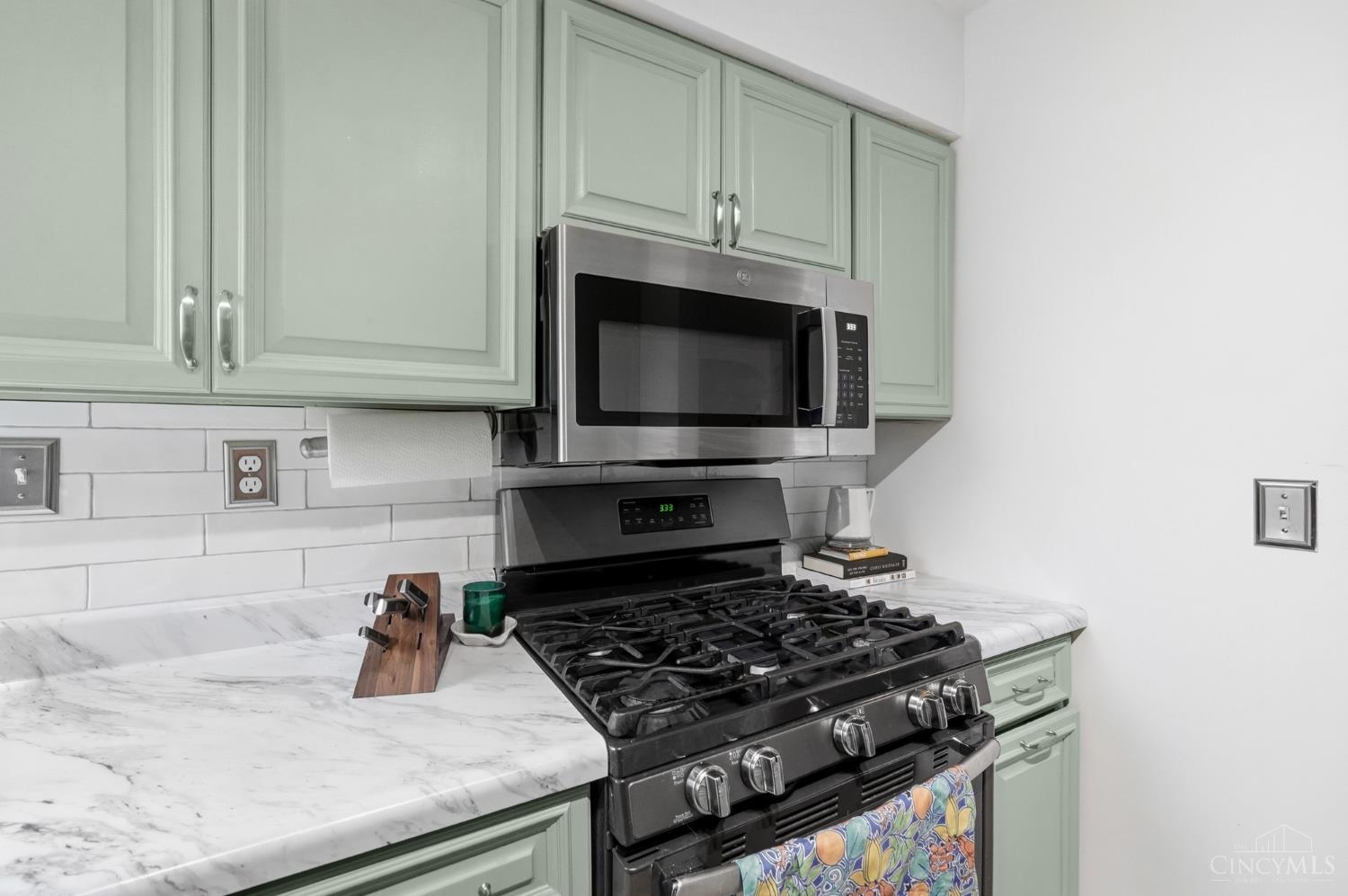 7837 Moss Court
