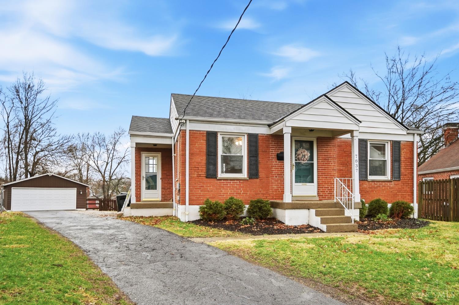 7837 Moss Court