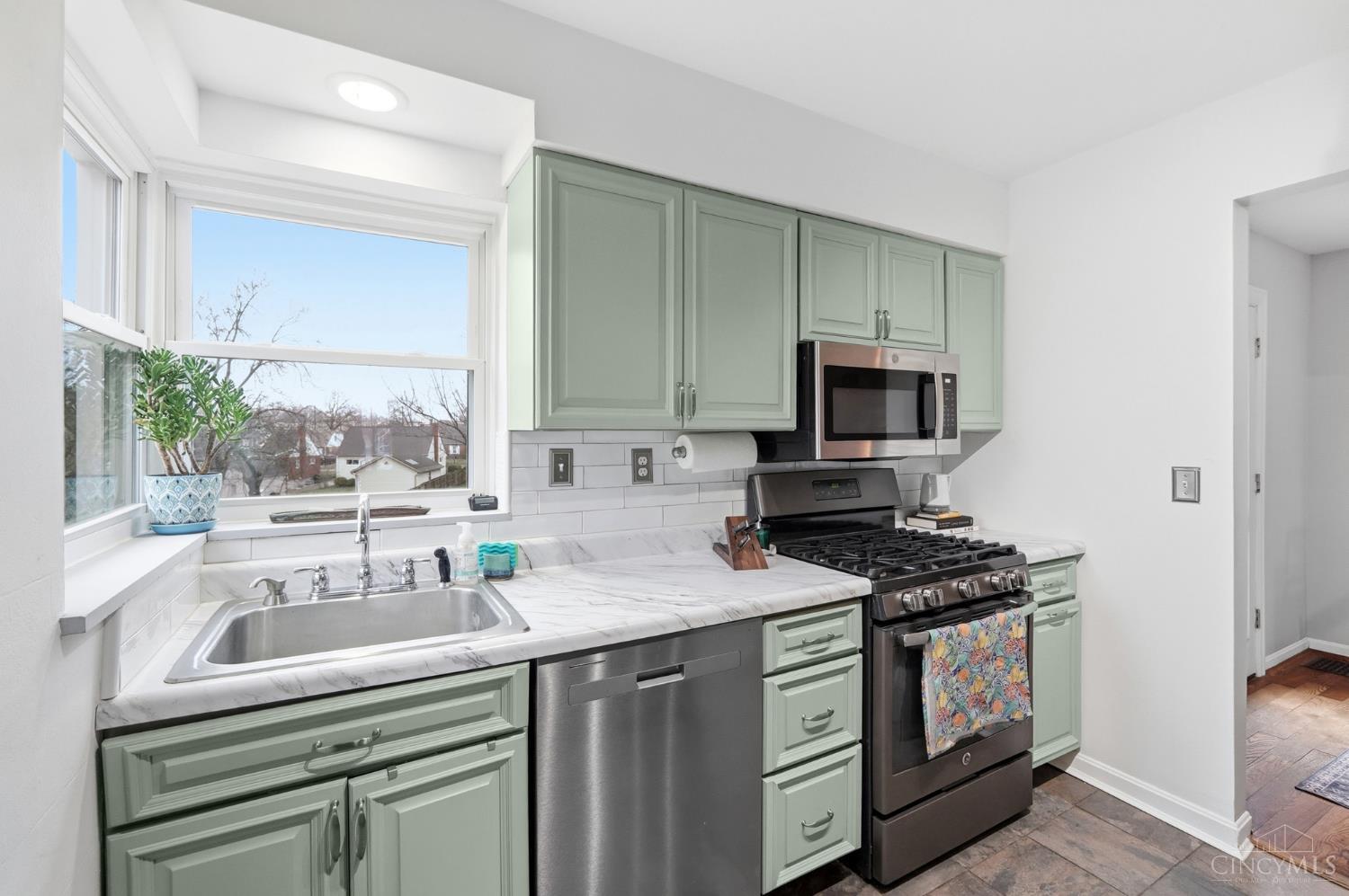 7837 Moss Court