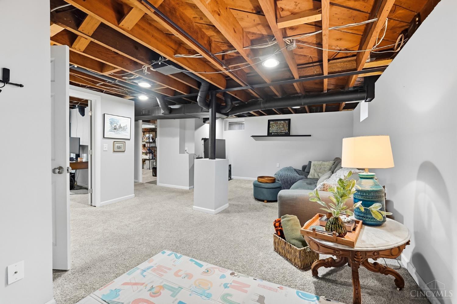 7837 Moss Court