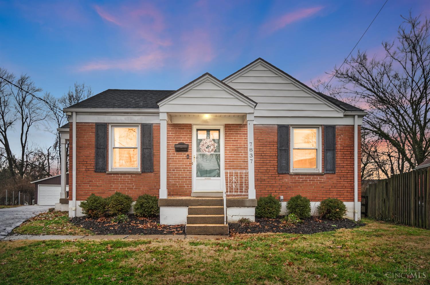 7837 Moss Court