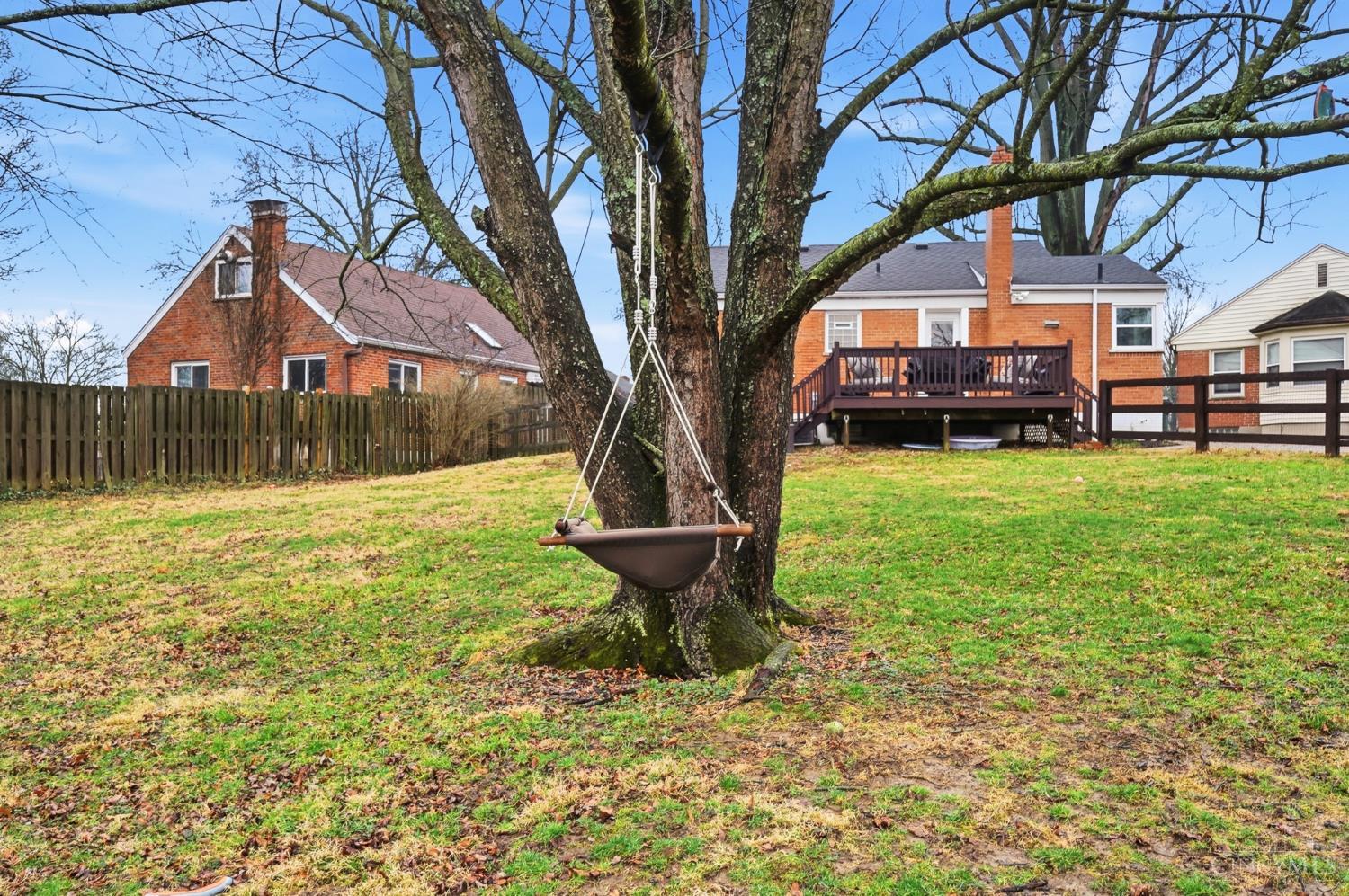 7837 Moss Court