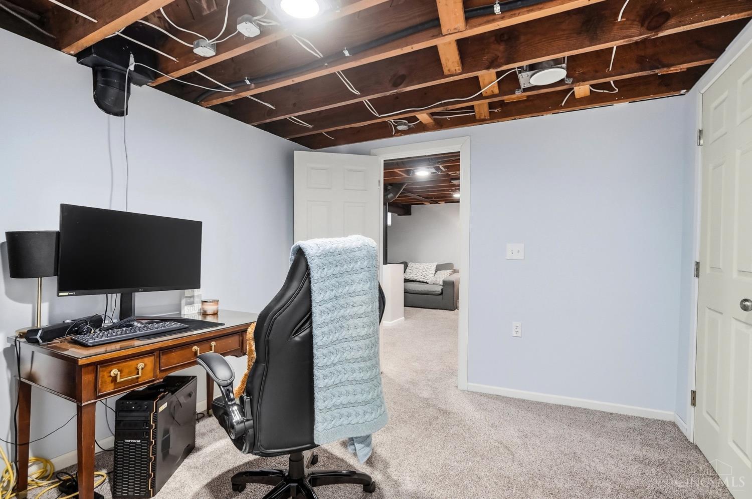7837 Moss Court