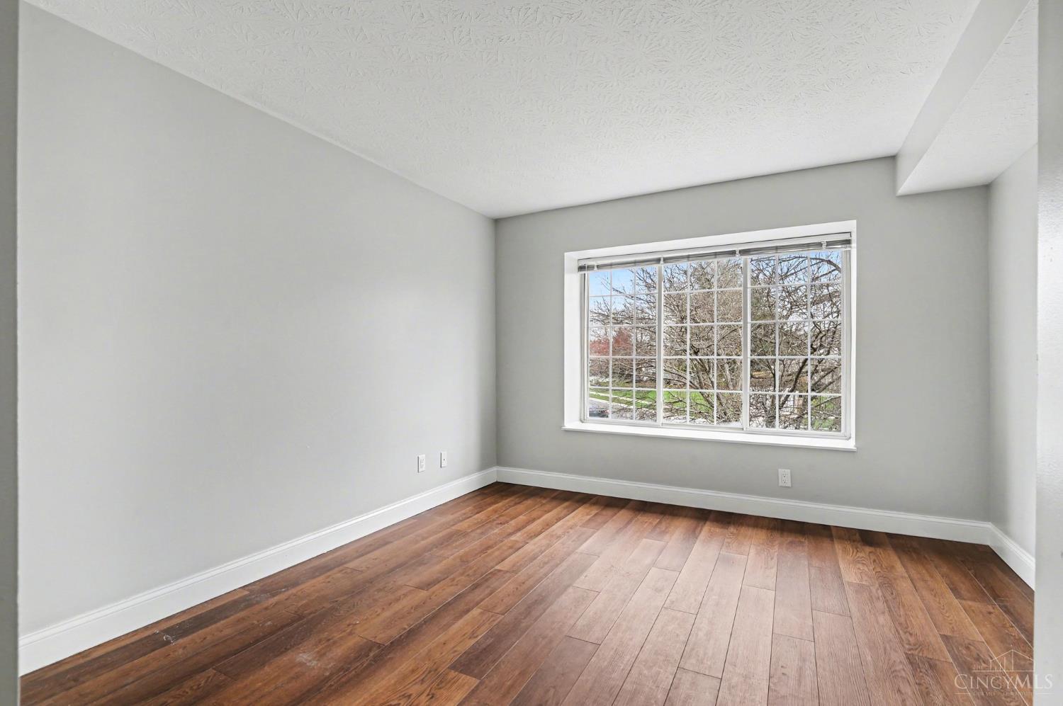 9905 Regatta Drive 304