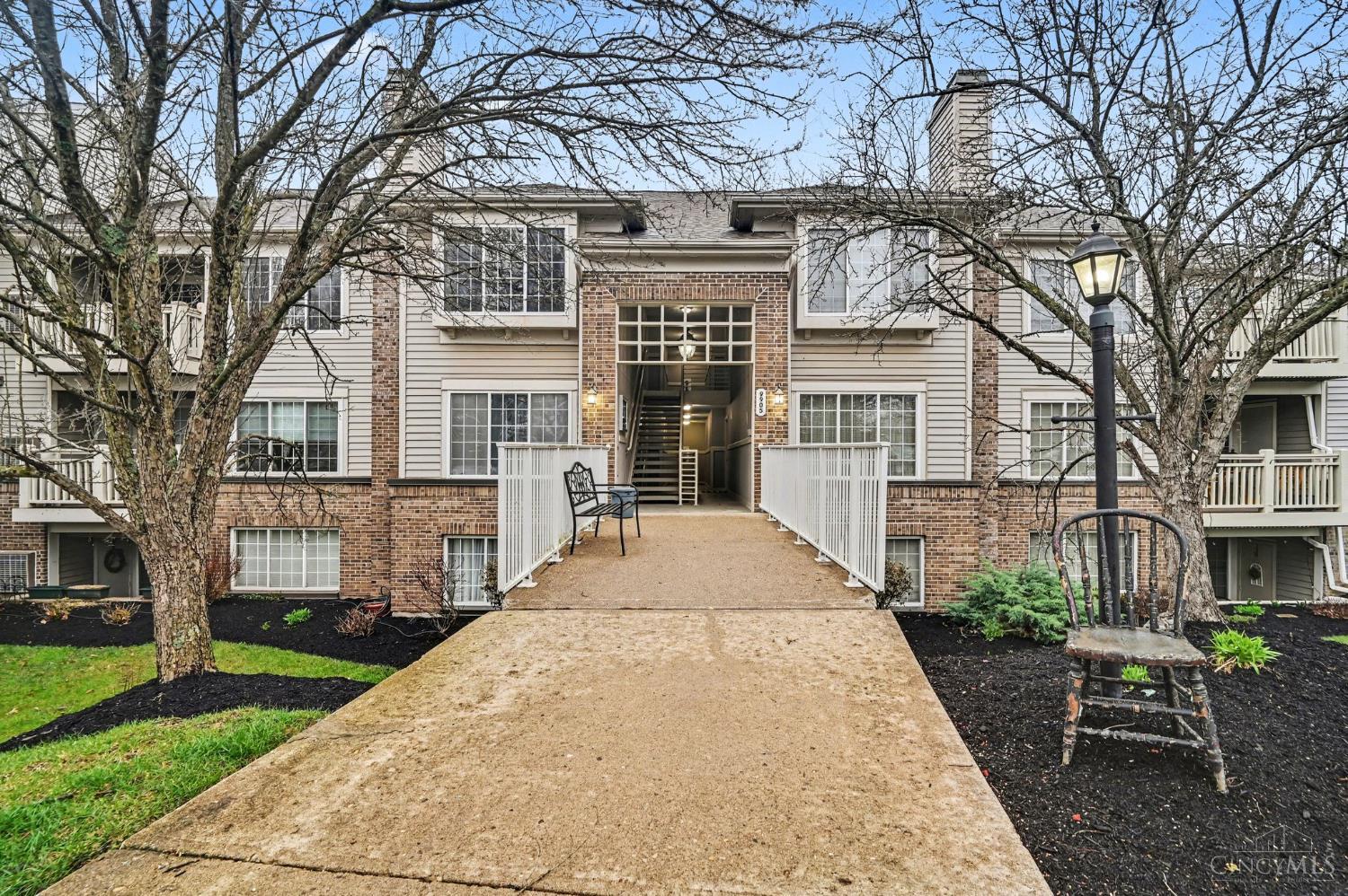 9905 Regatta Drive 304