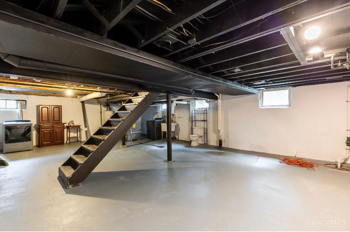 7527 Montgomery Road