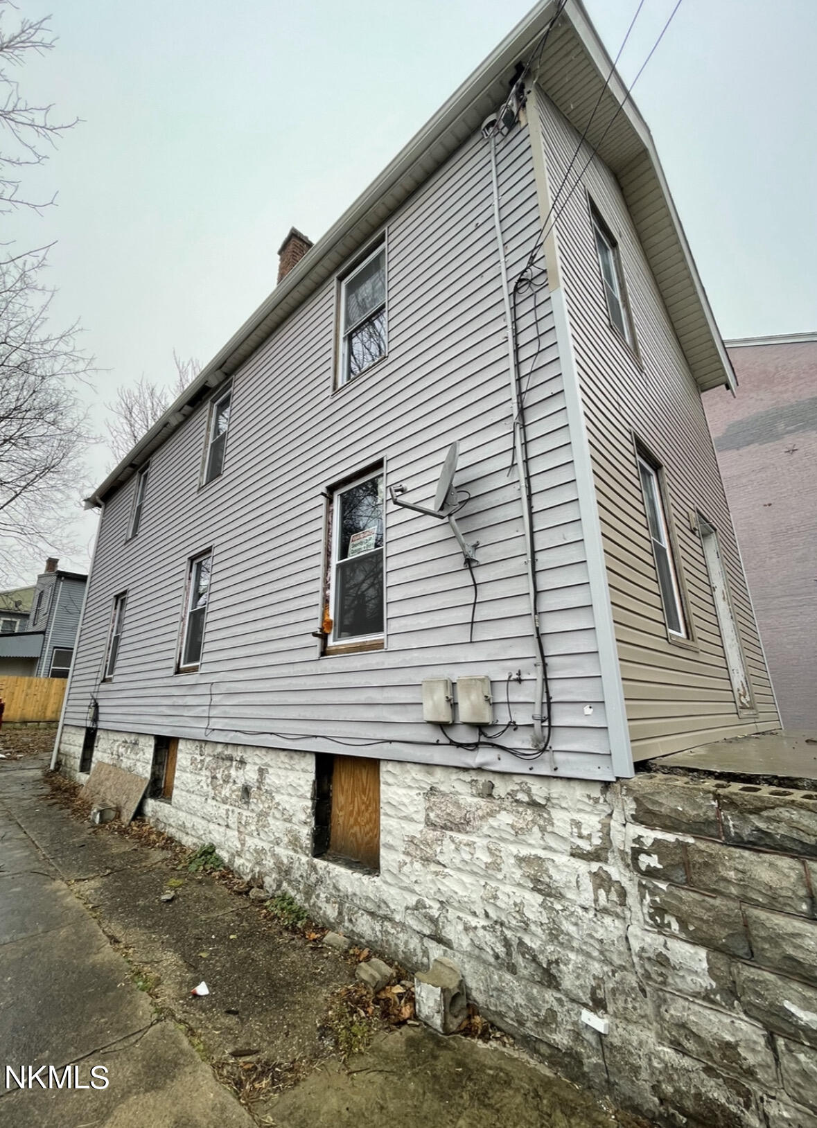 1225 Garrard Street