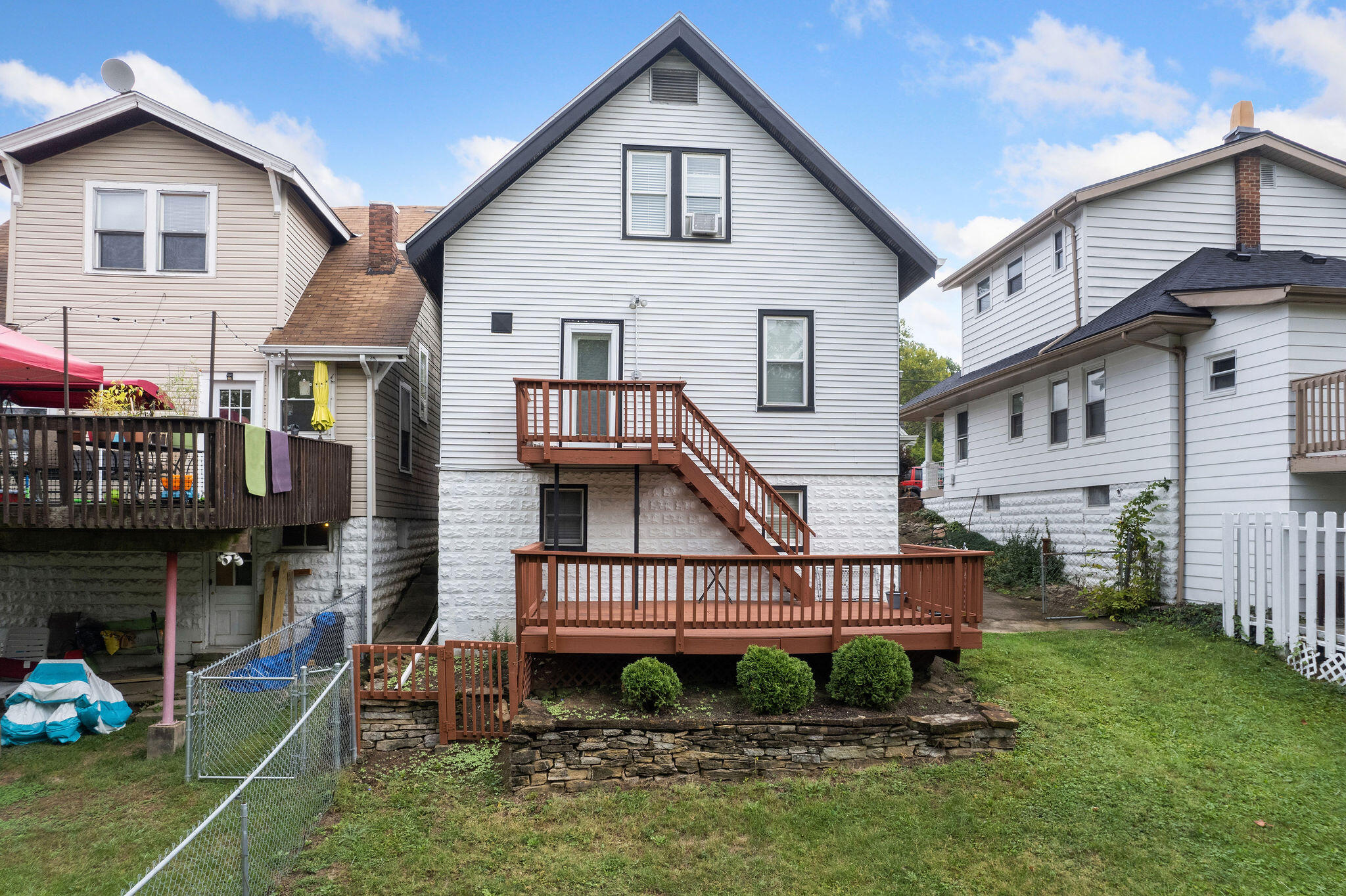 383 Linden Avenue