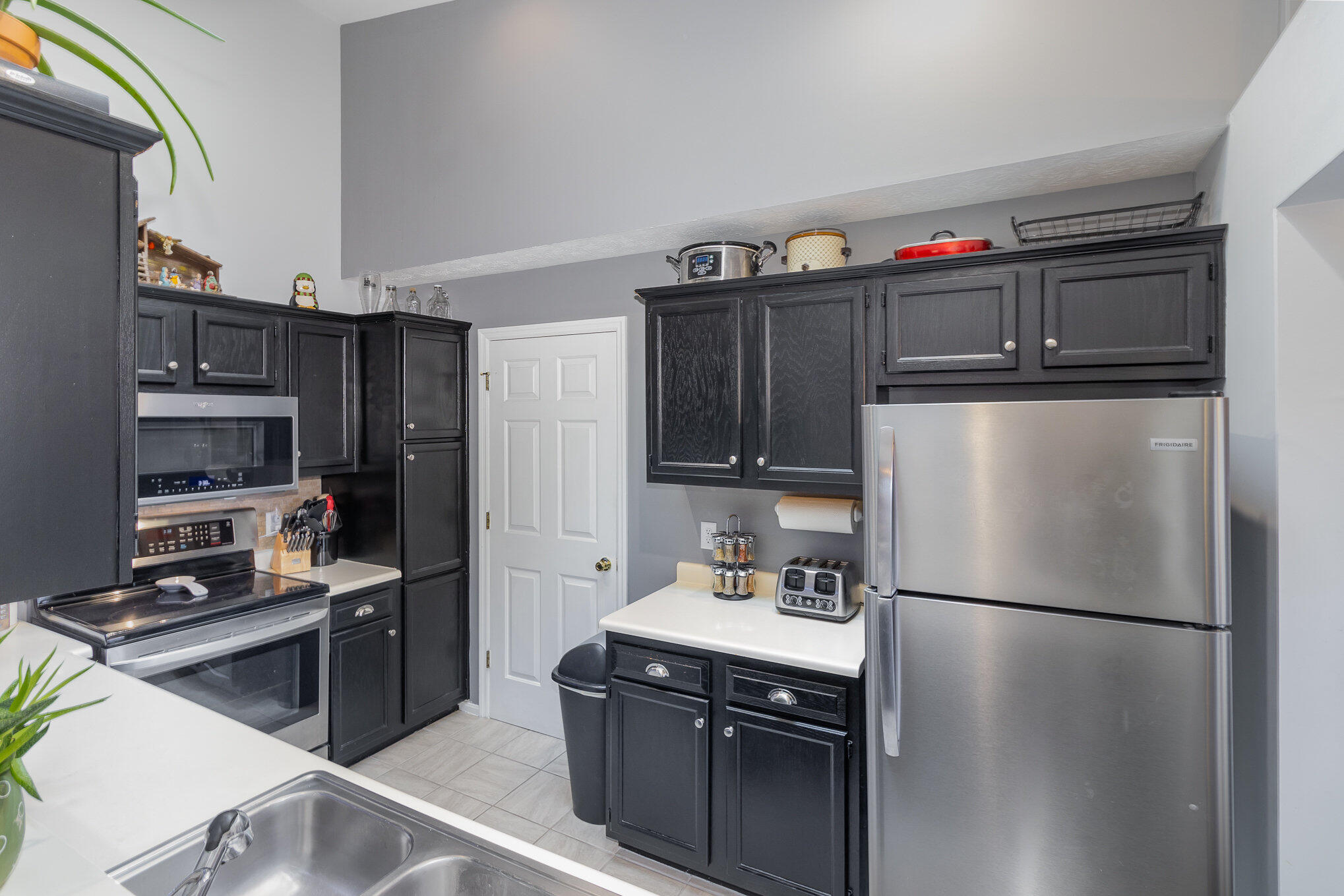 25 Highland Meadow Circle, 10