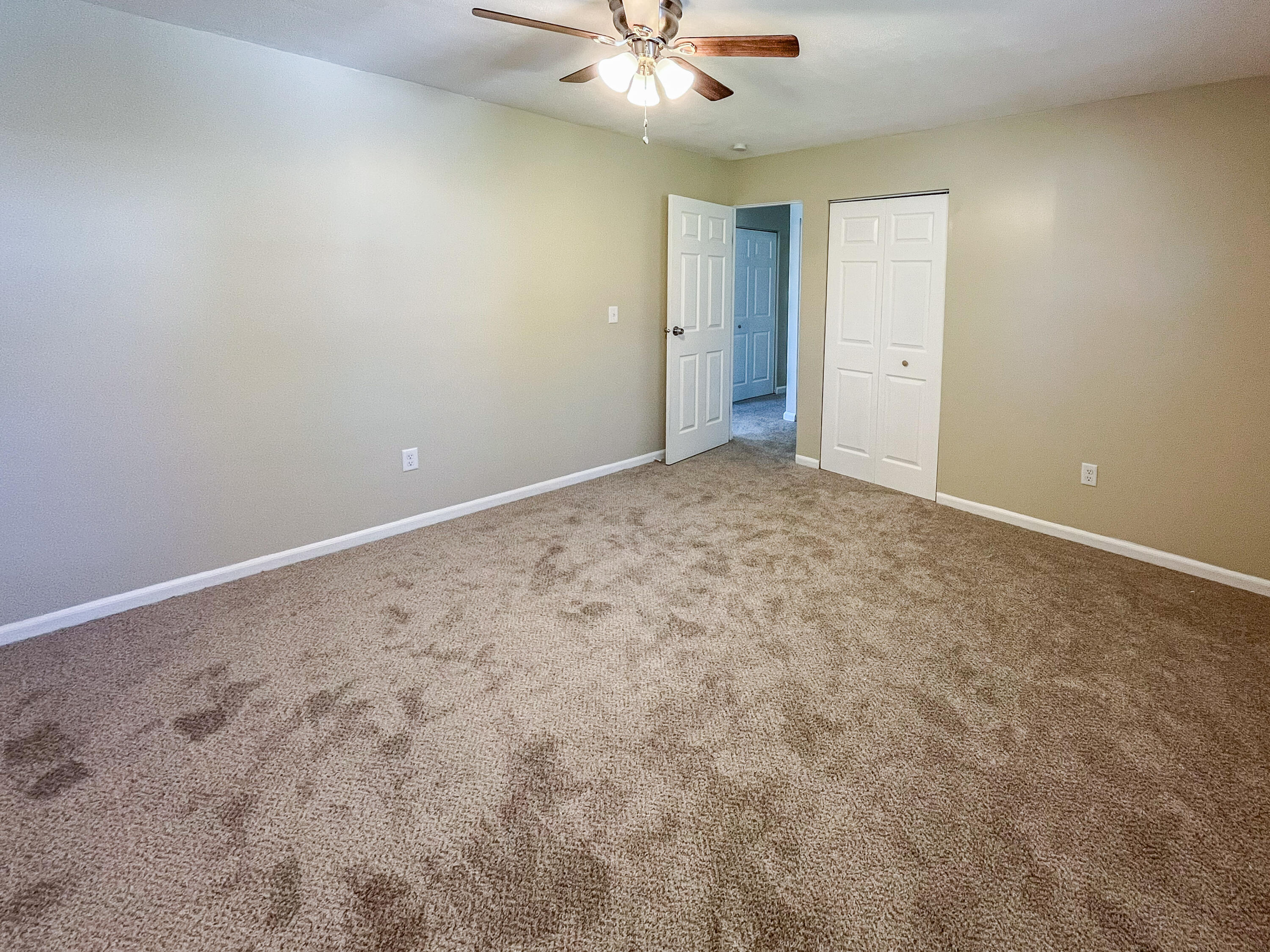 3372 Pine Tree Lane