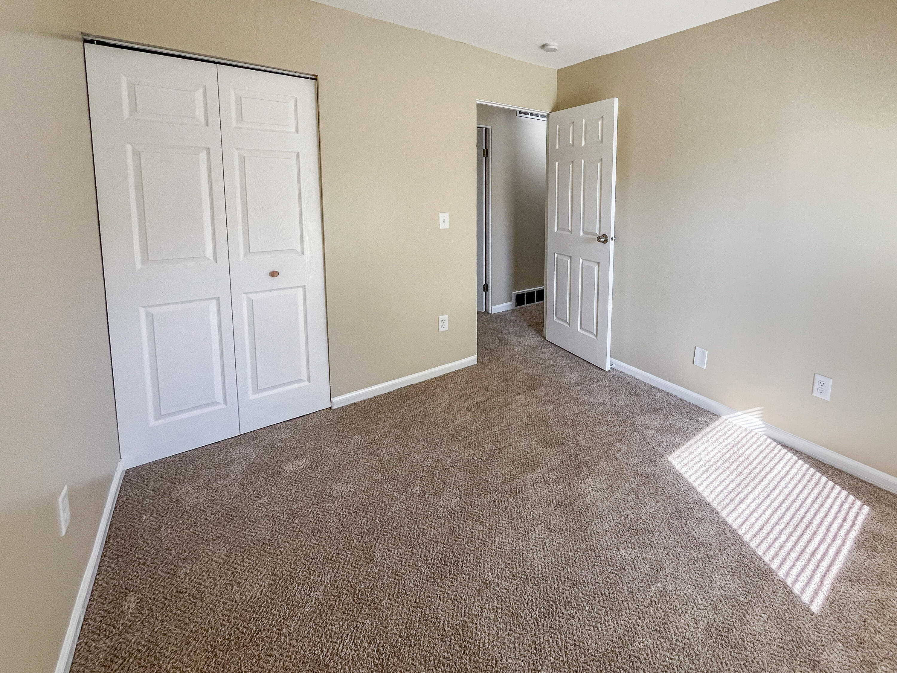 3372 Pine Tree Lane