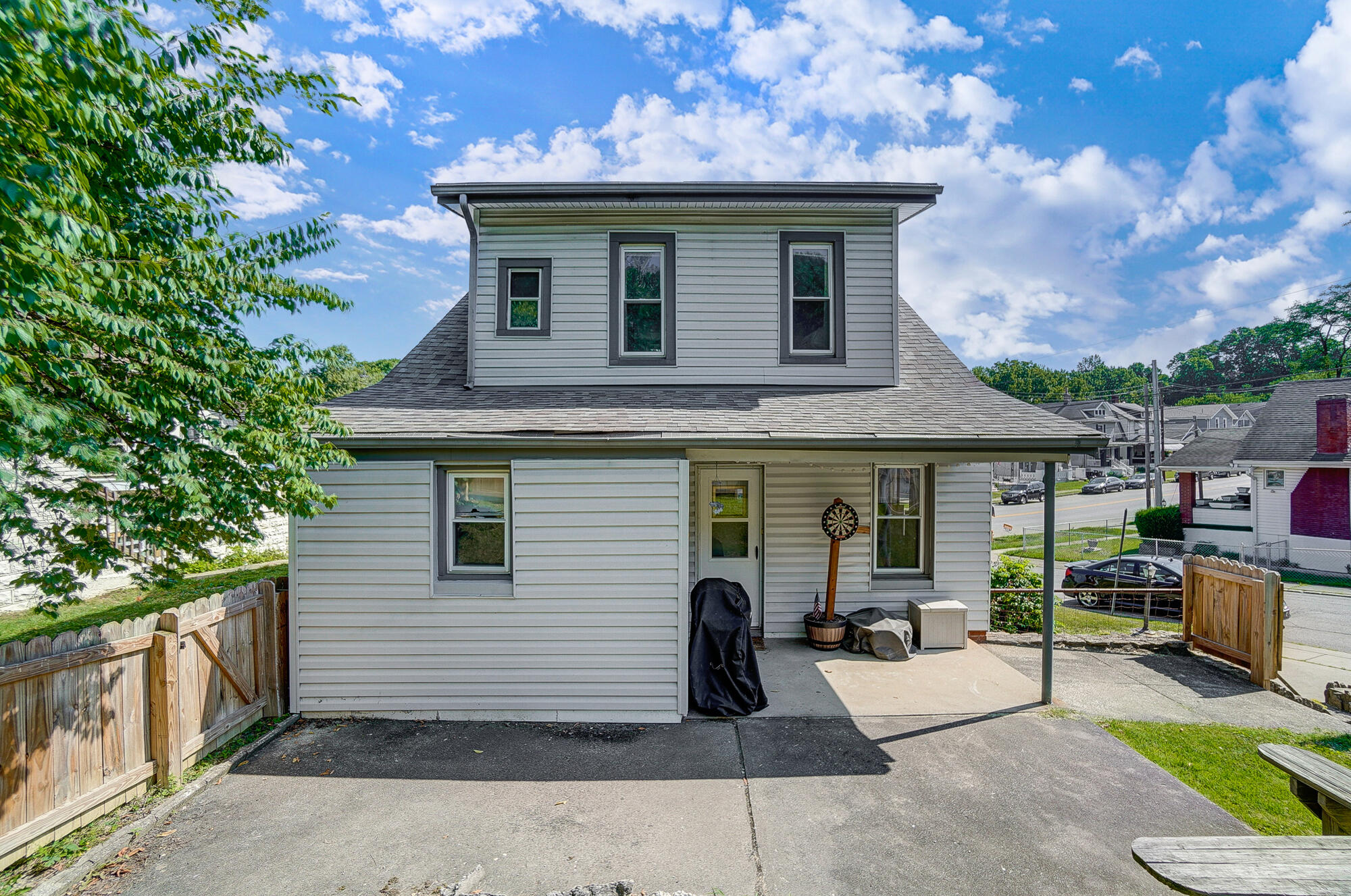 451 Highway Avenue