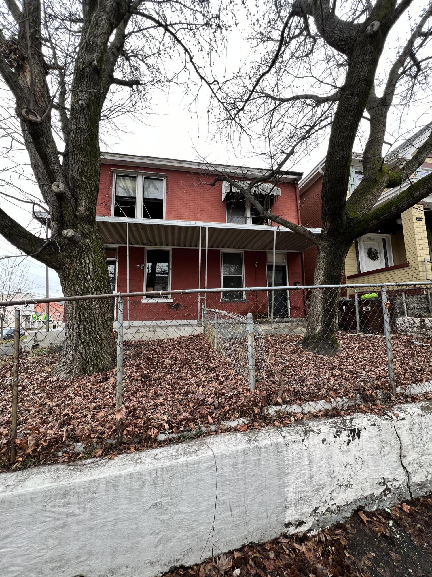 1233 Scott Street