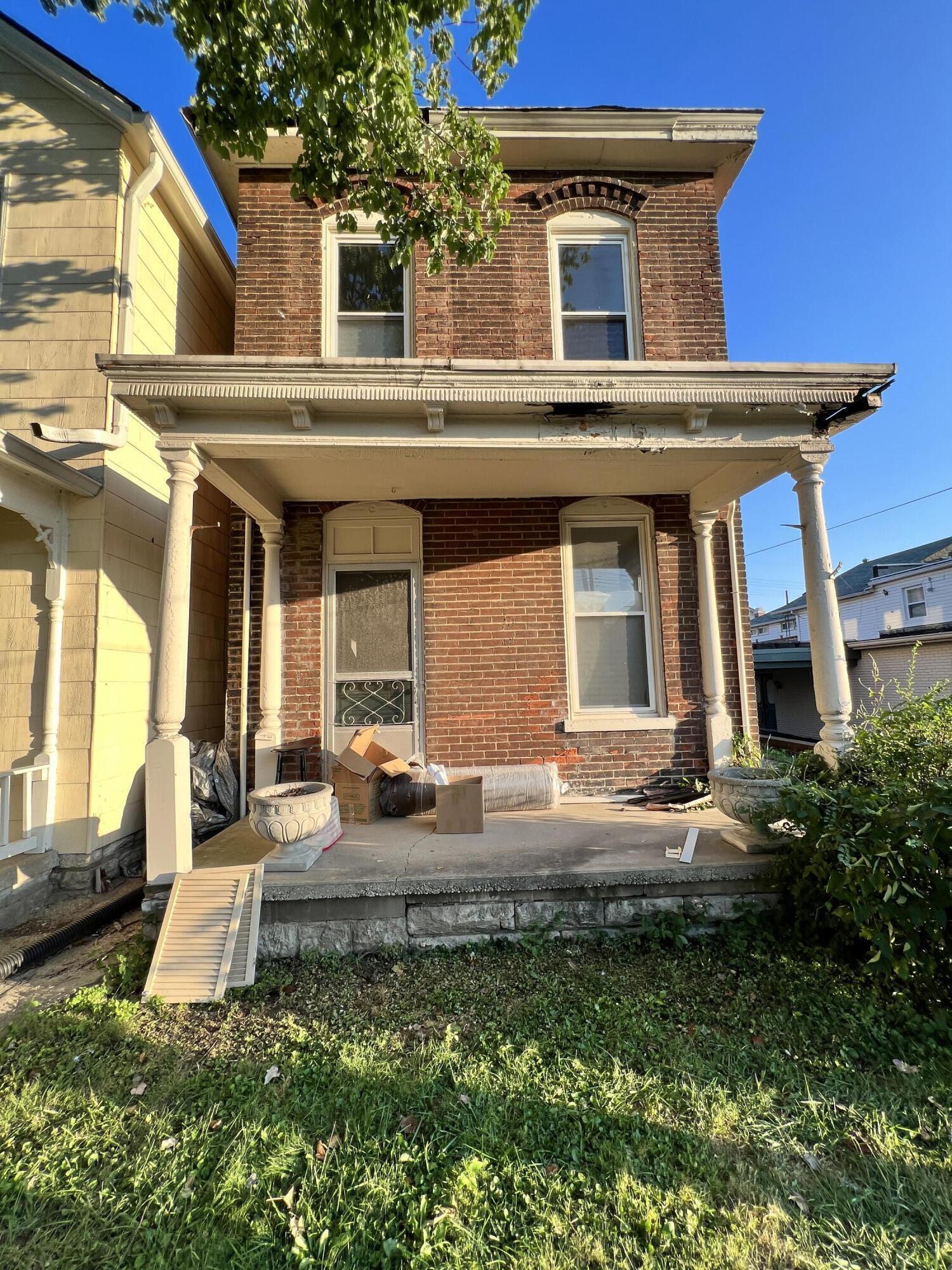 455 Elm Street