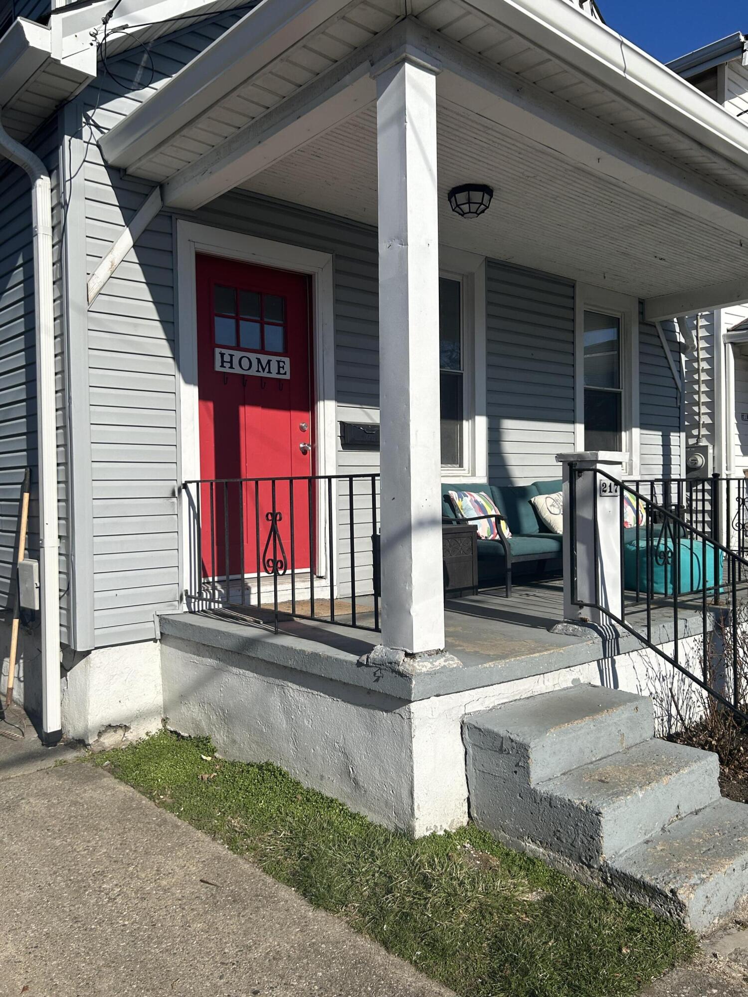 217 Deverill Street