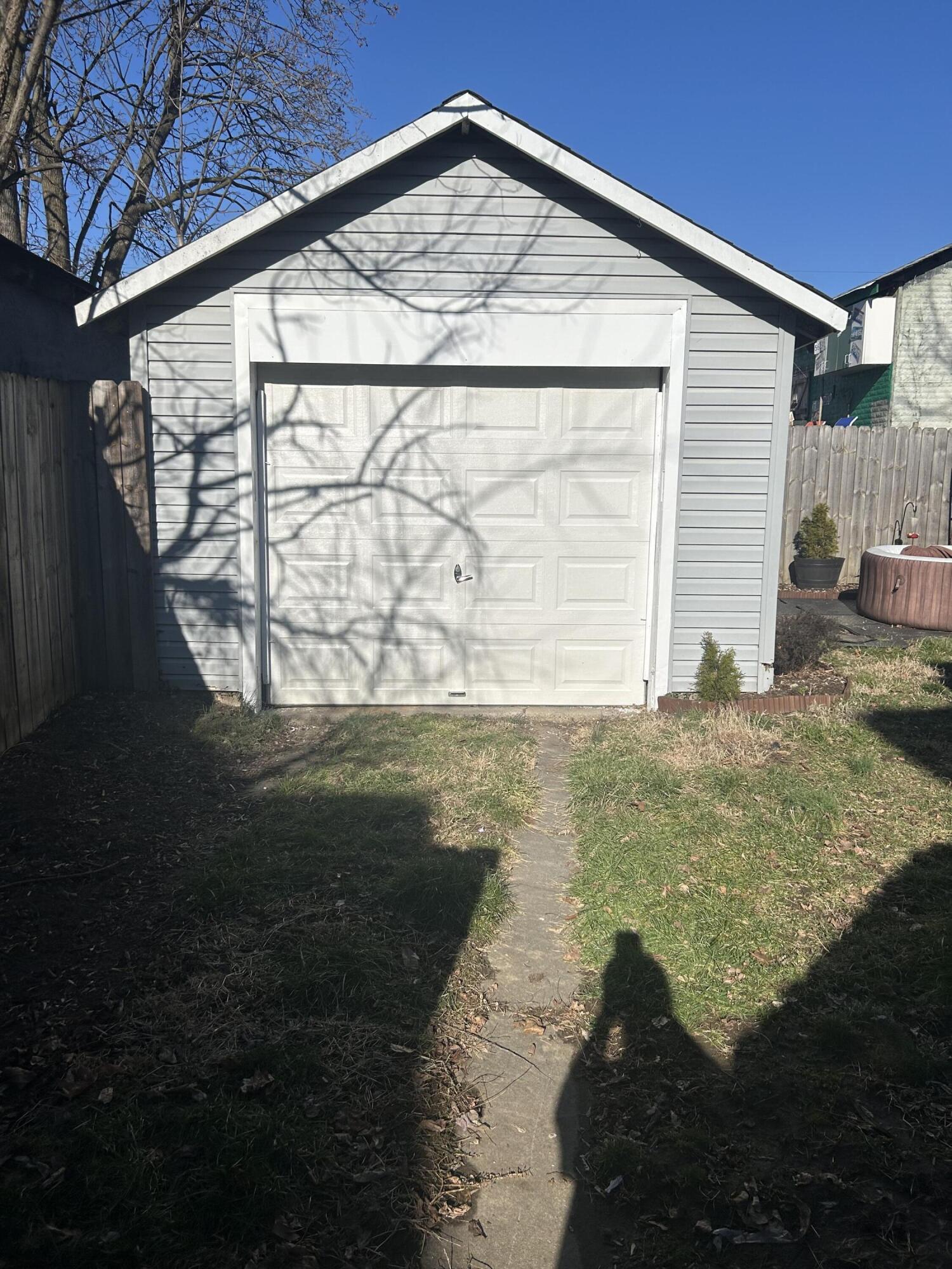 217 Deverill Street