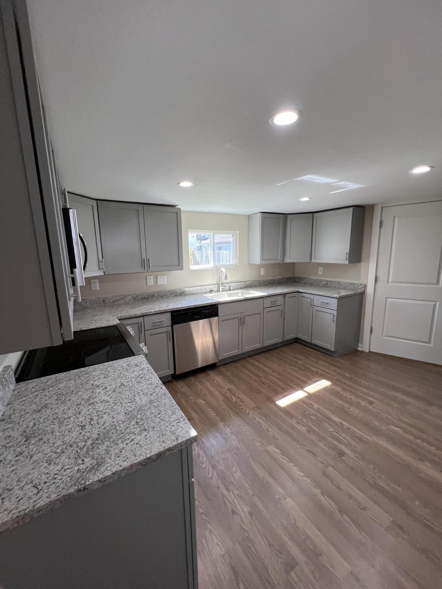 109 W 32nd Street