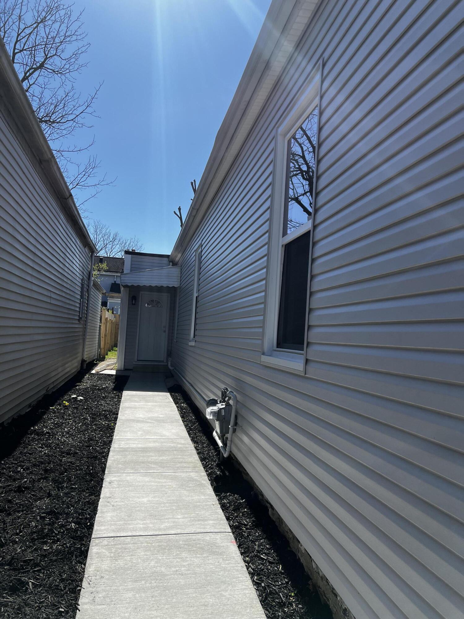 109 W 32nd Street