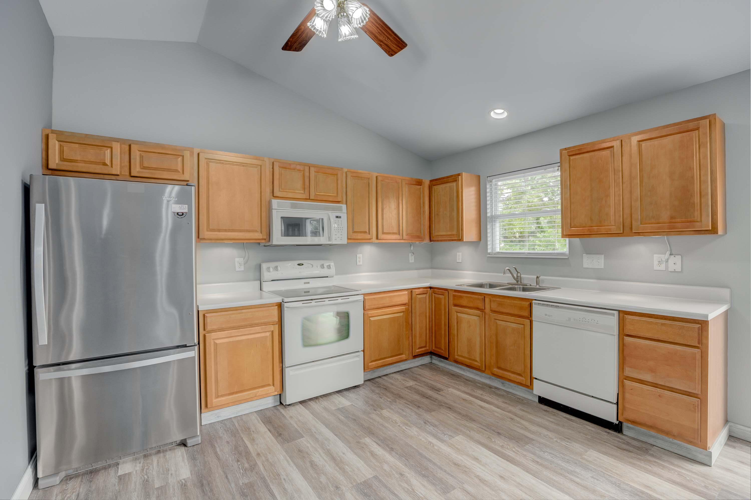 3003 Laura Lee Lane