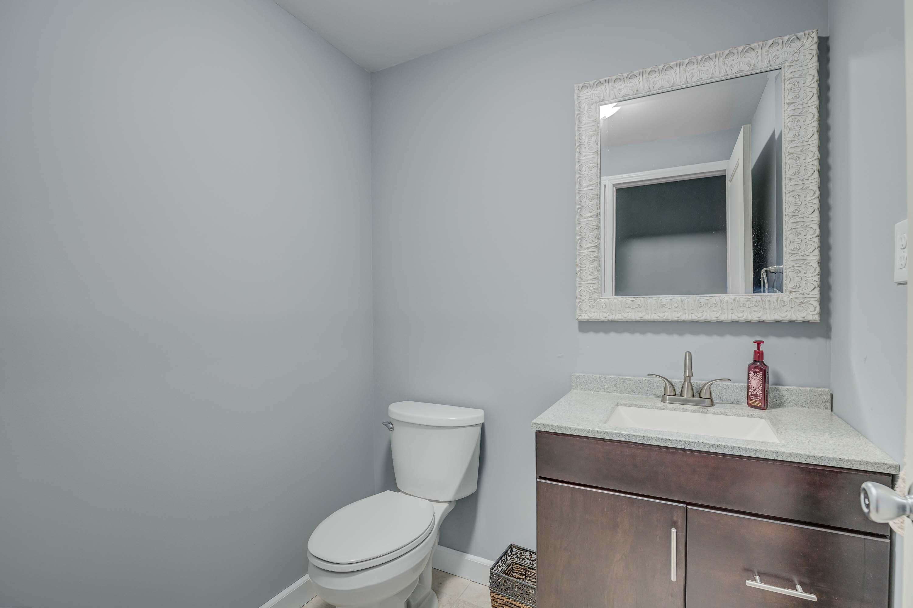 3003 Laura Lee Lane