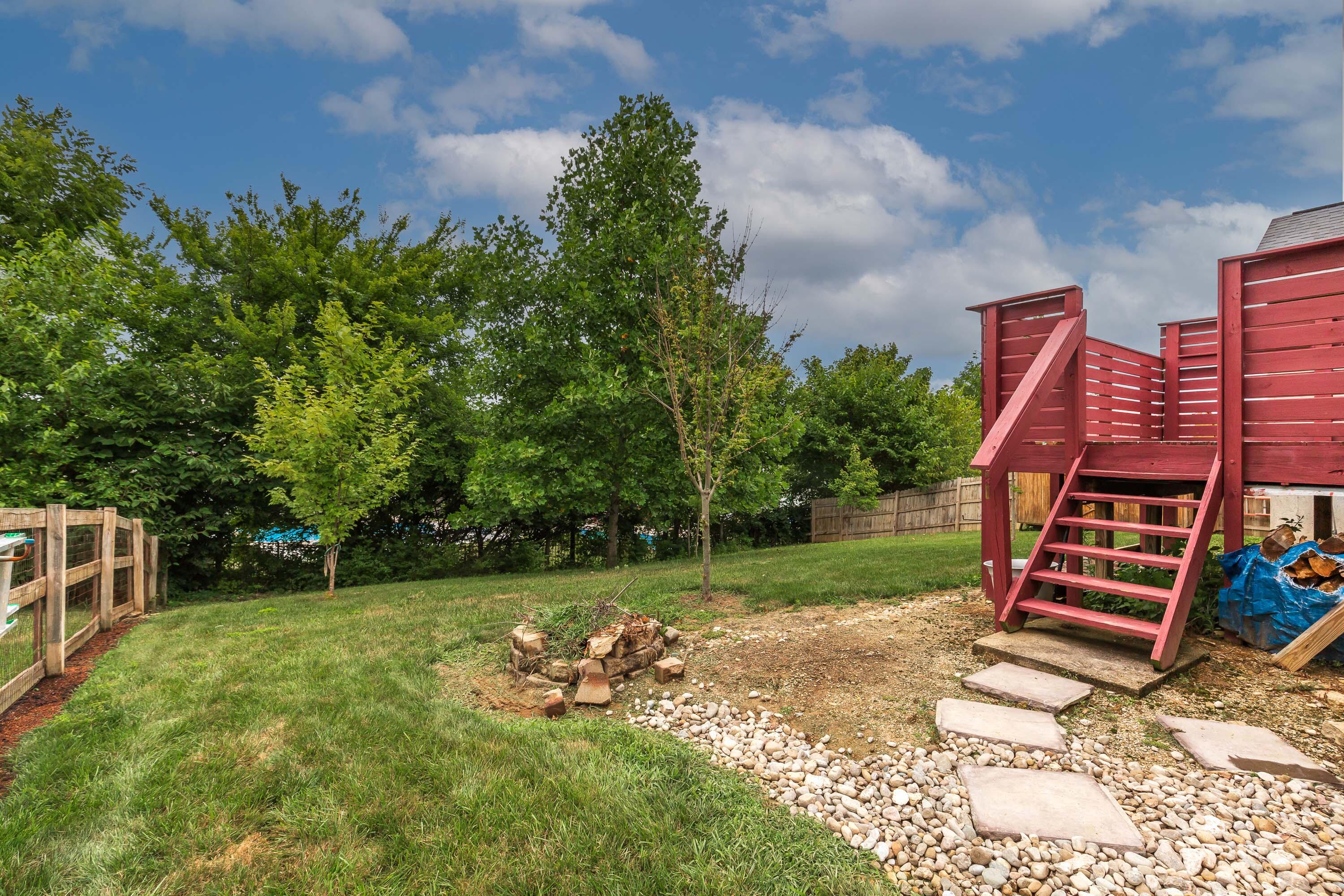 3003 Laura Lee Lane