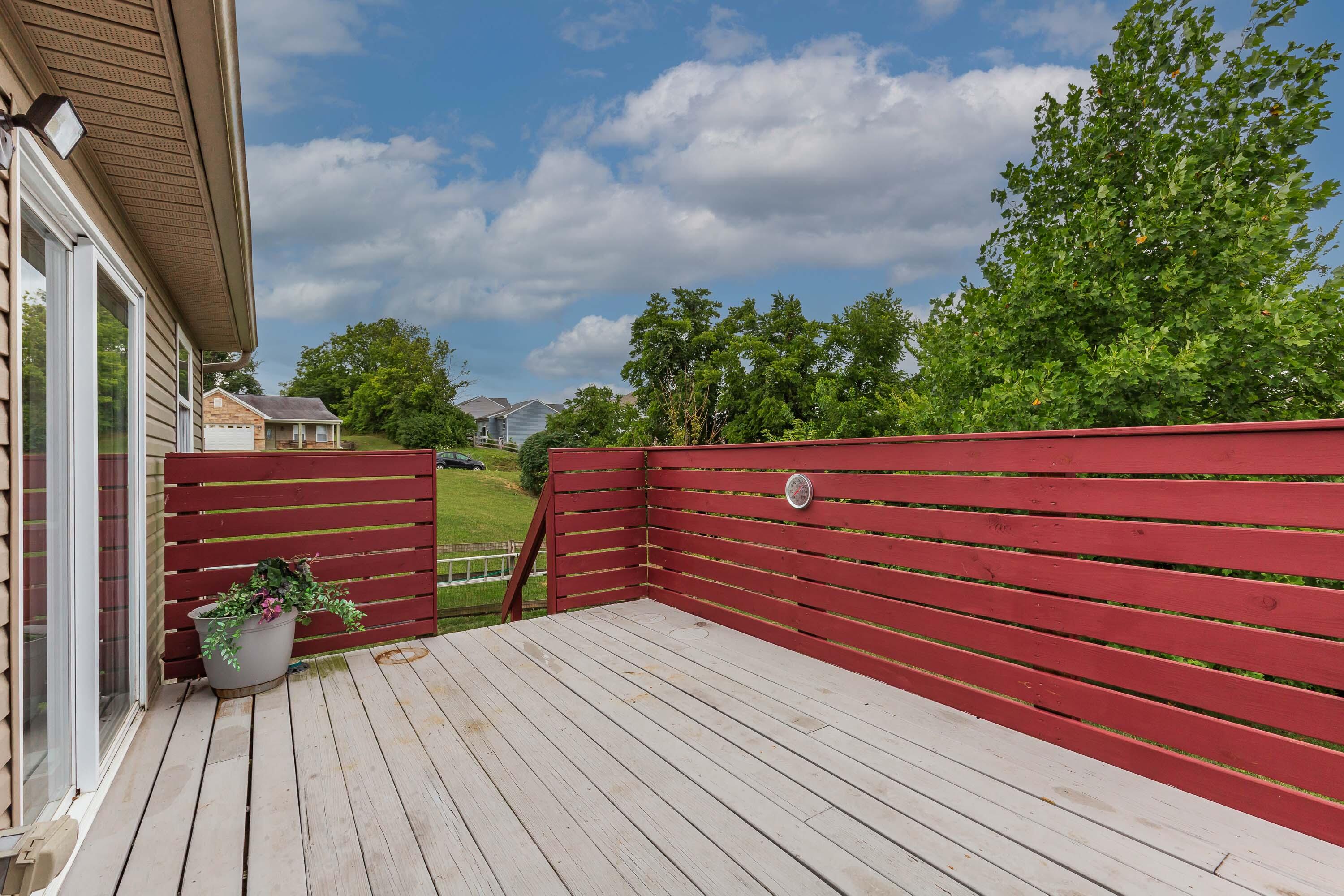 3003 Laura Lee Lane