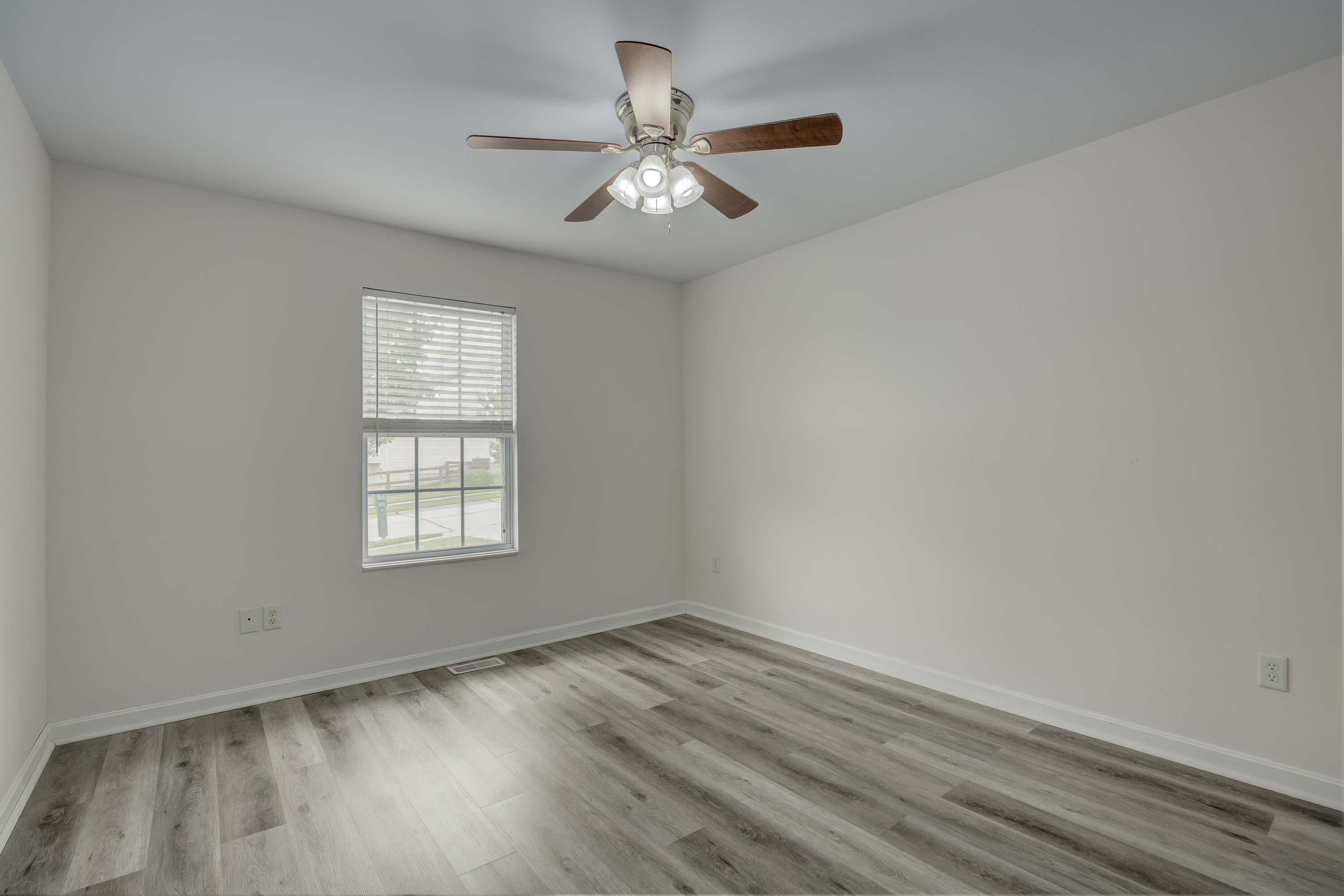 3003 Laura Lee Lane