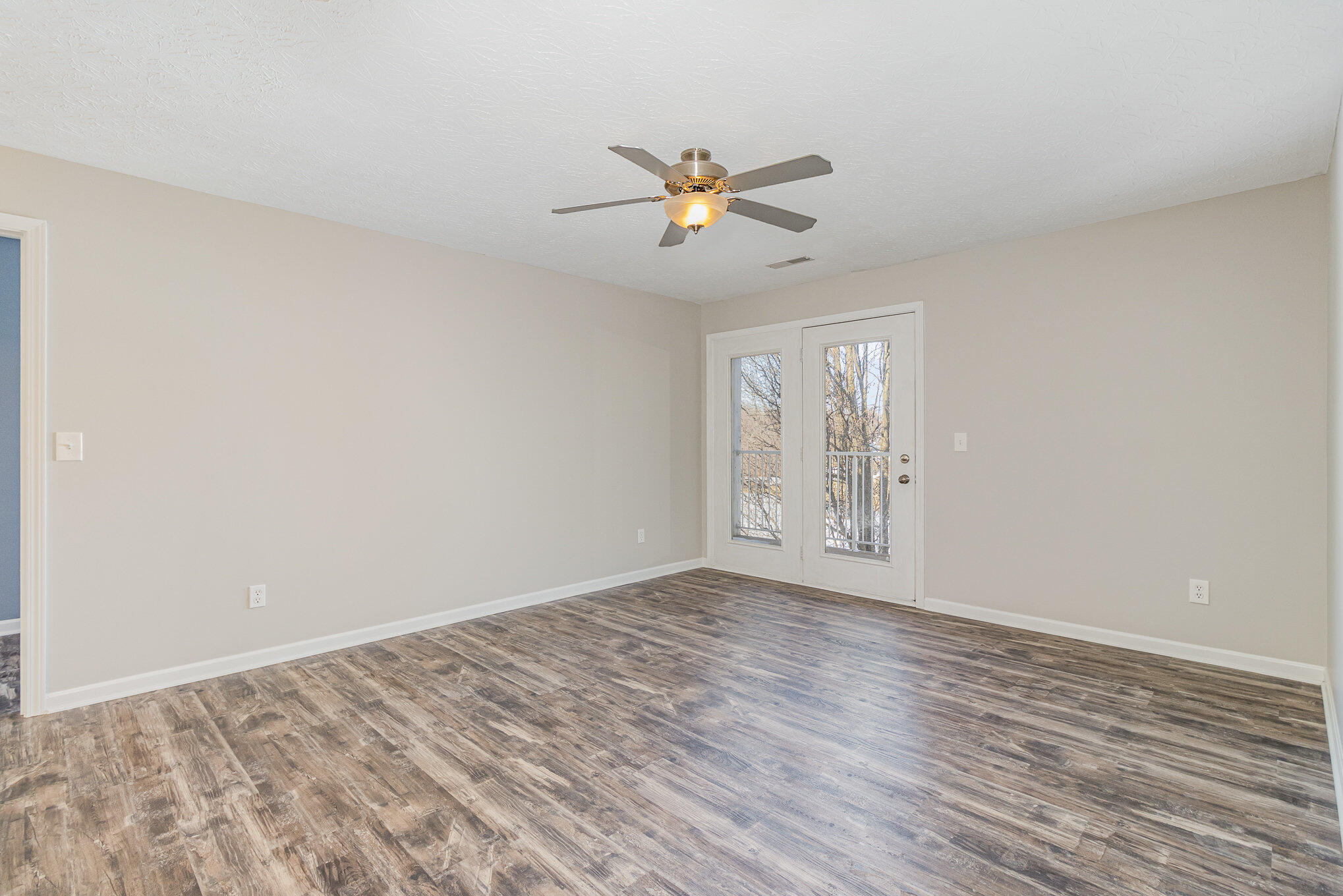 636 Friars Lane, 7