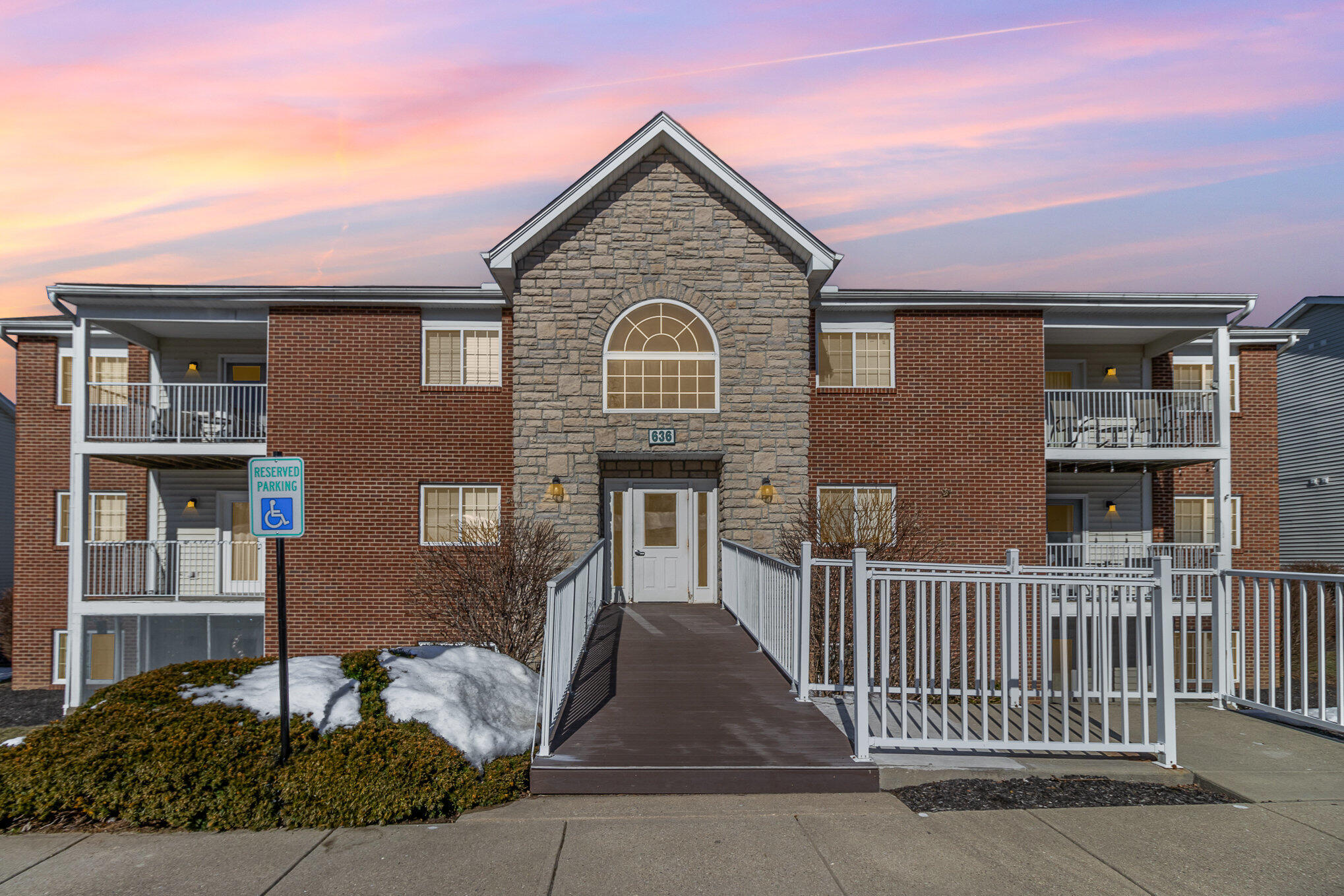 636 Friars Lane, 7