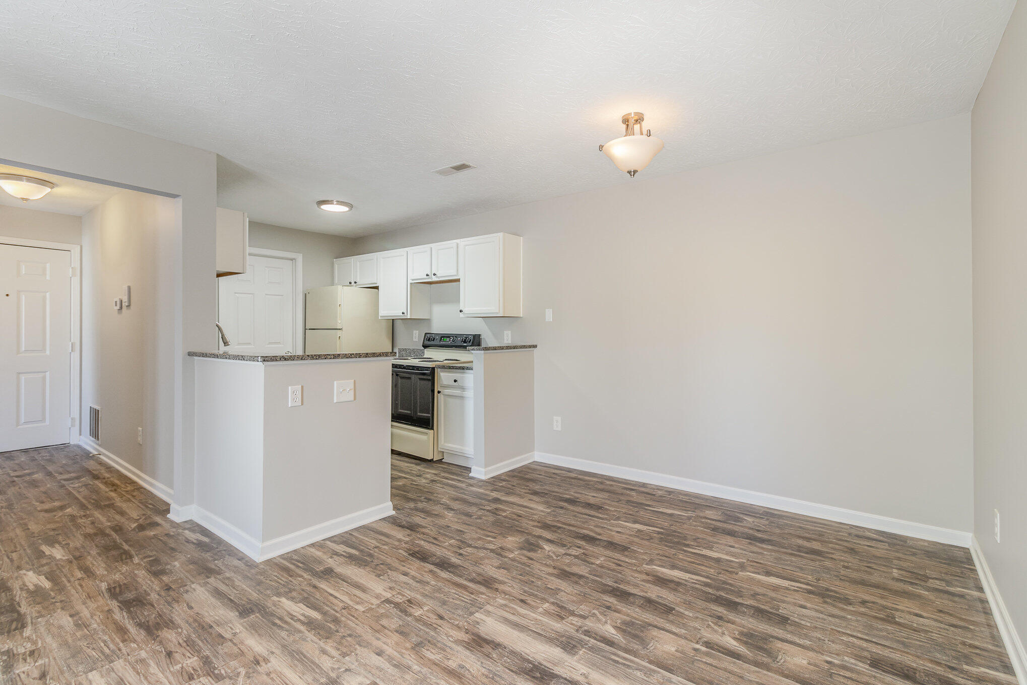 636 Friars Lane, 7