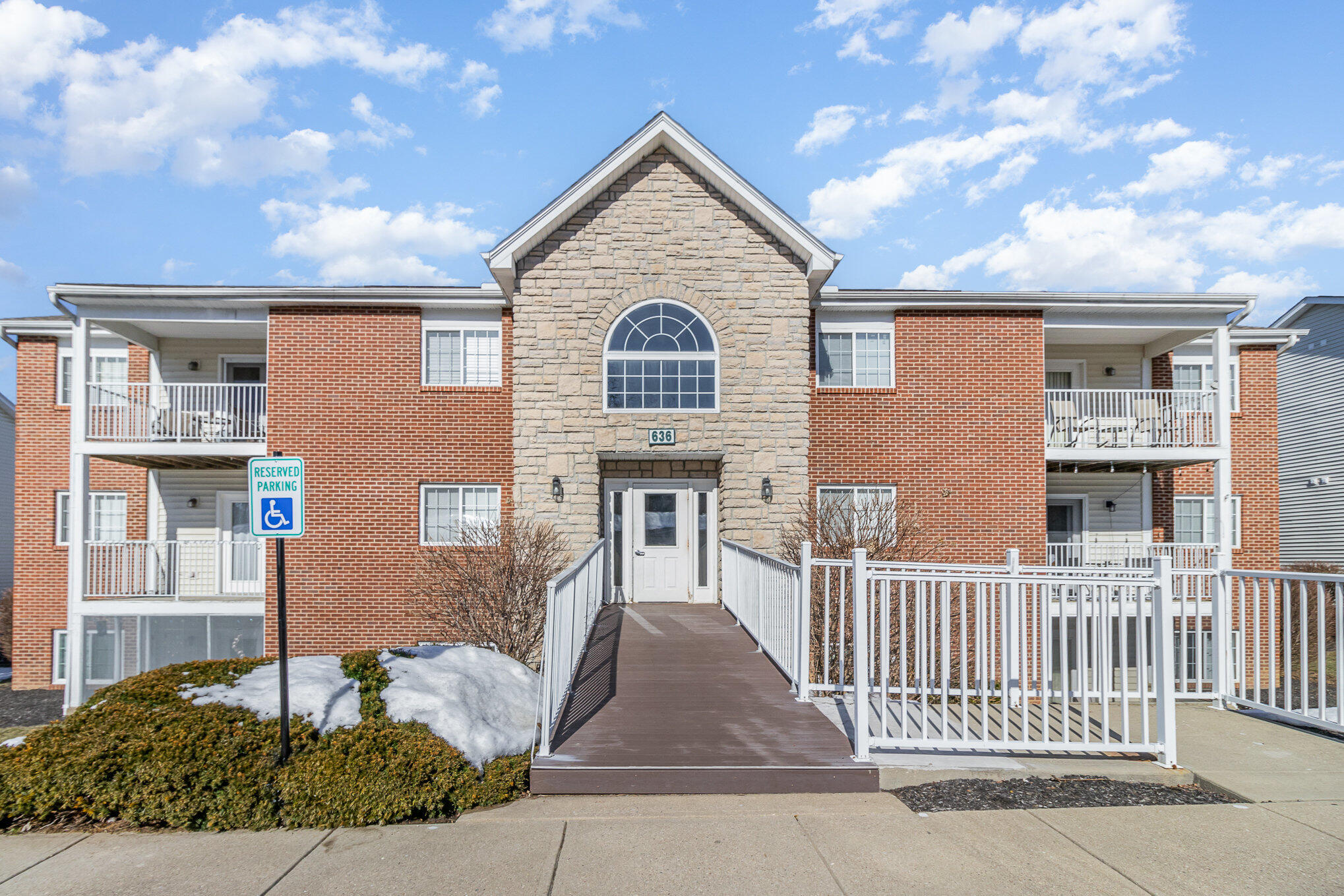 636 Friars Lane, 7