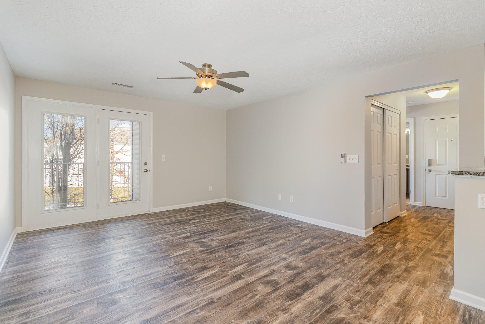 636 Friars Lane, 7