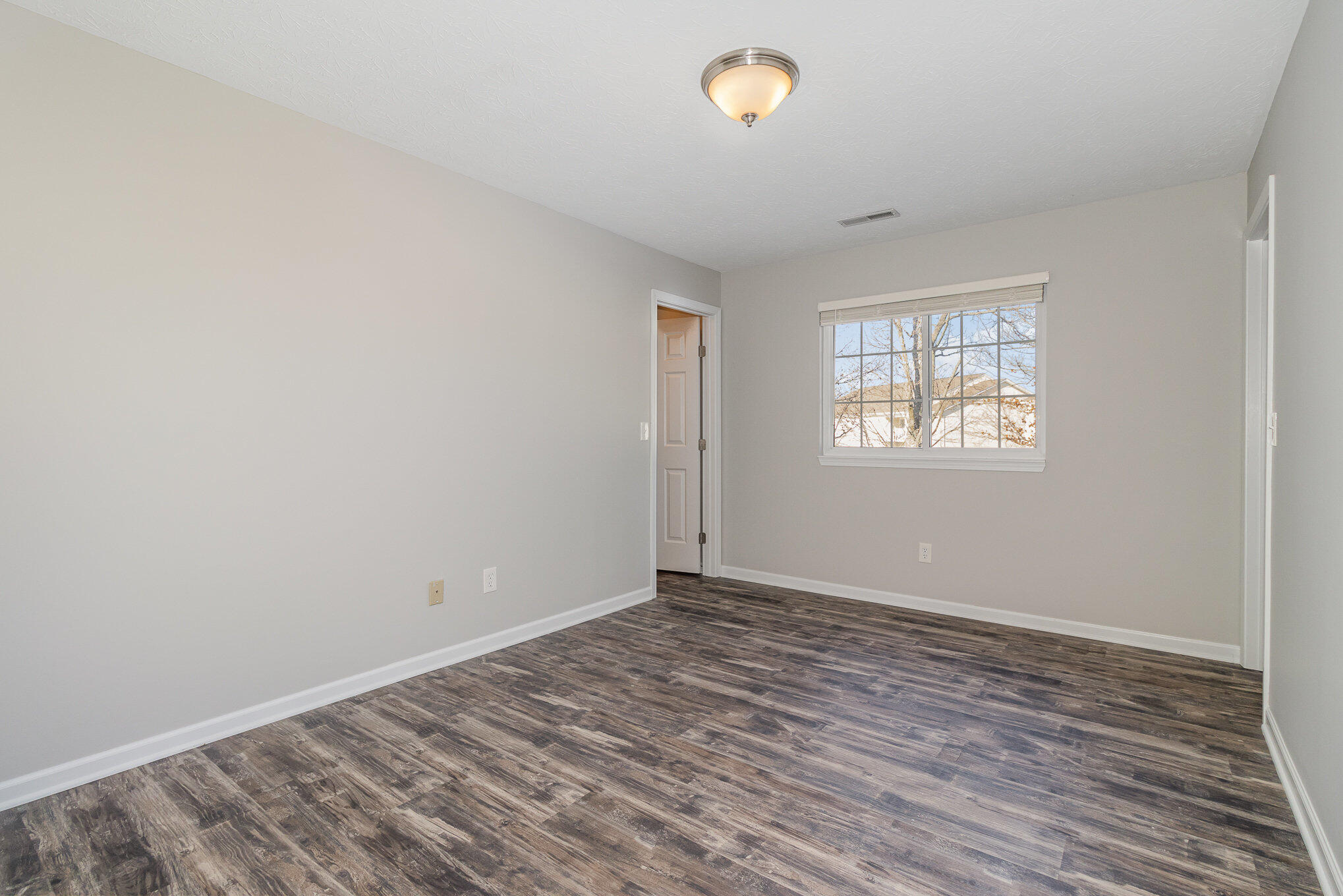636 Friars Lane, 7