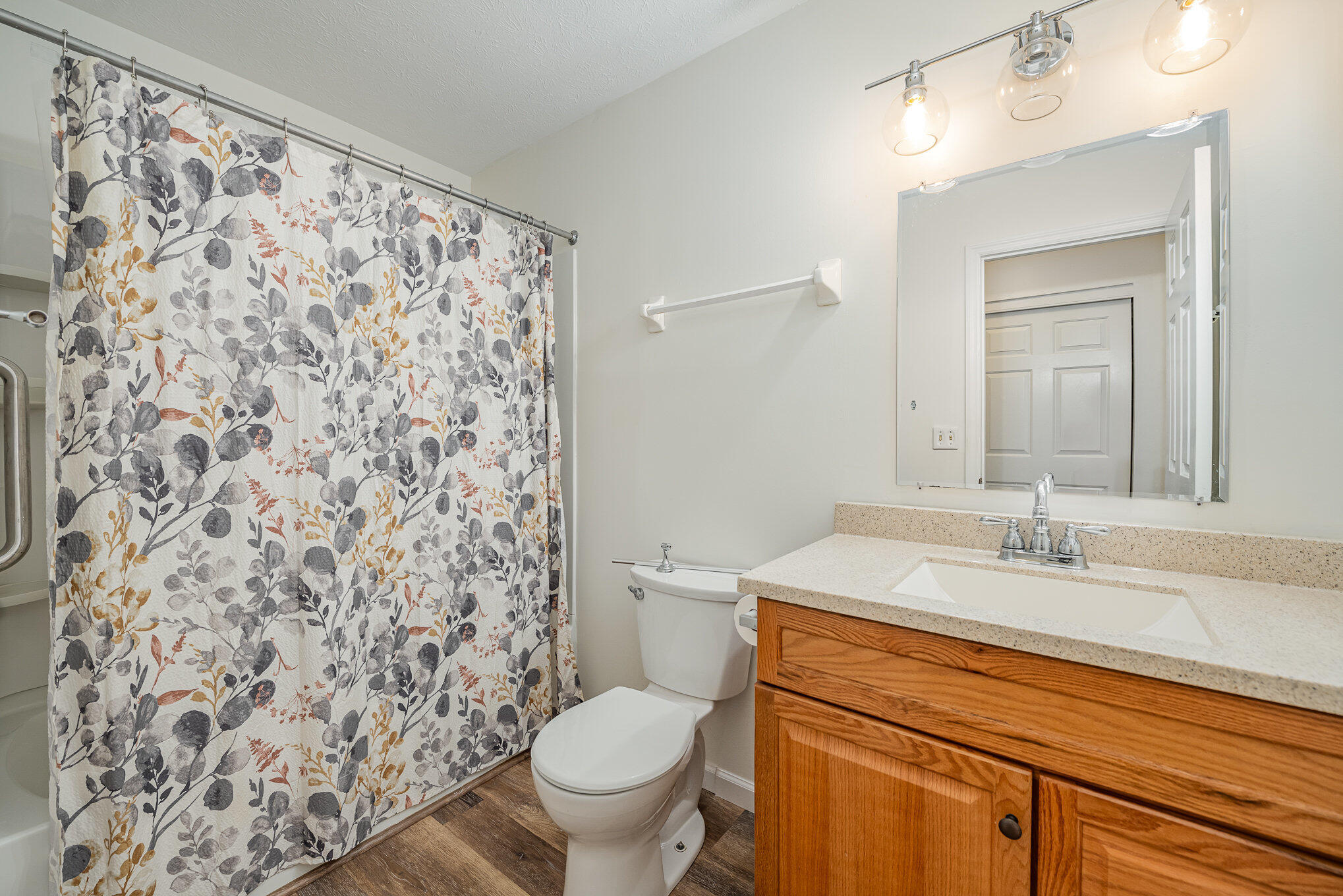 346 Deepwoods Drive, 1