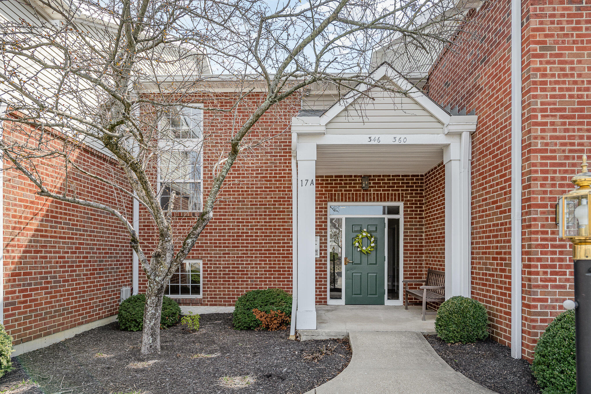 346 Deepwoods Drive, 1