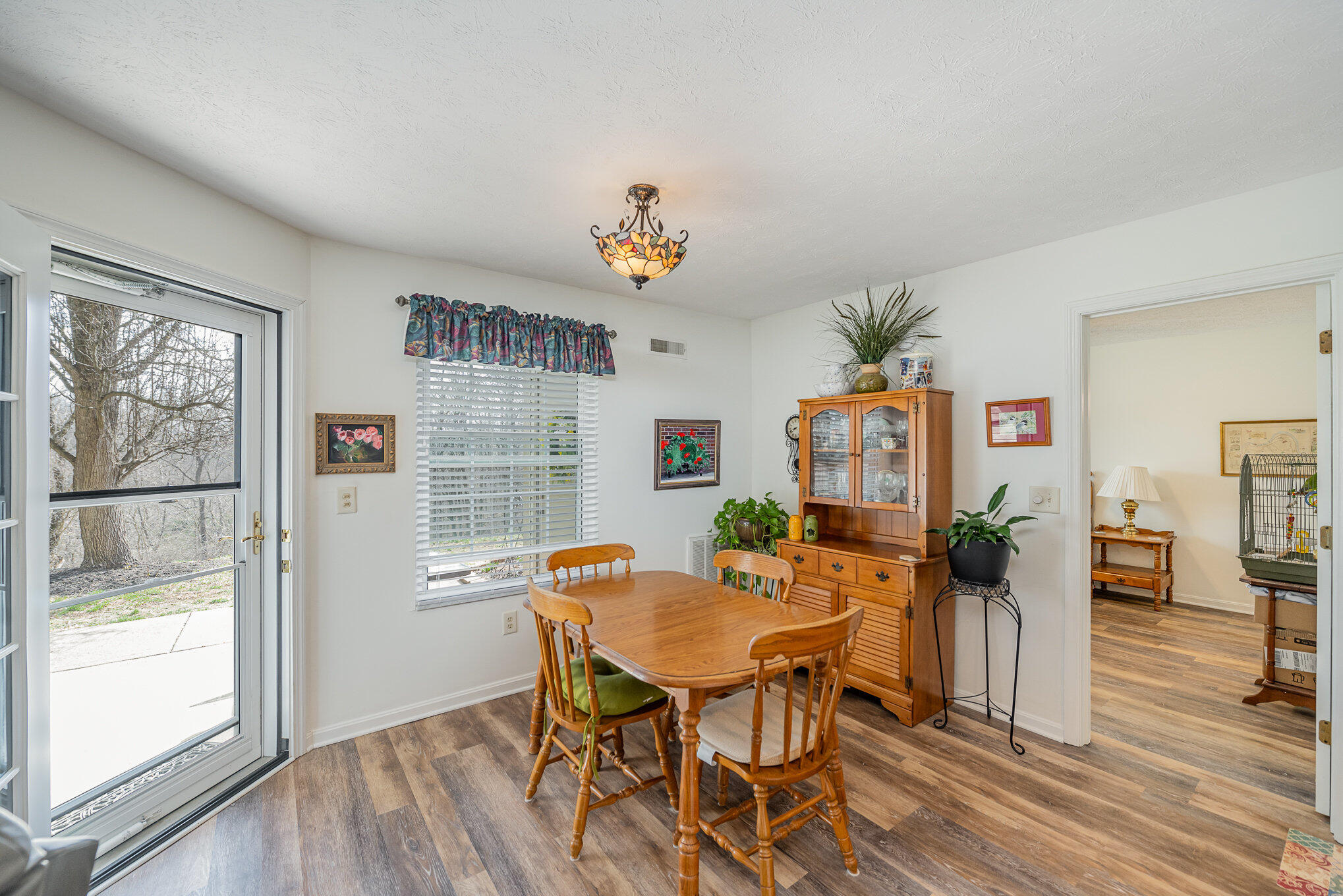 346 Deepwoods Drive, 1