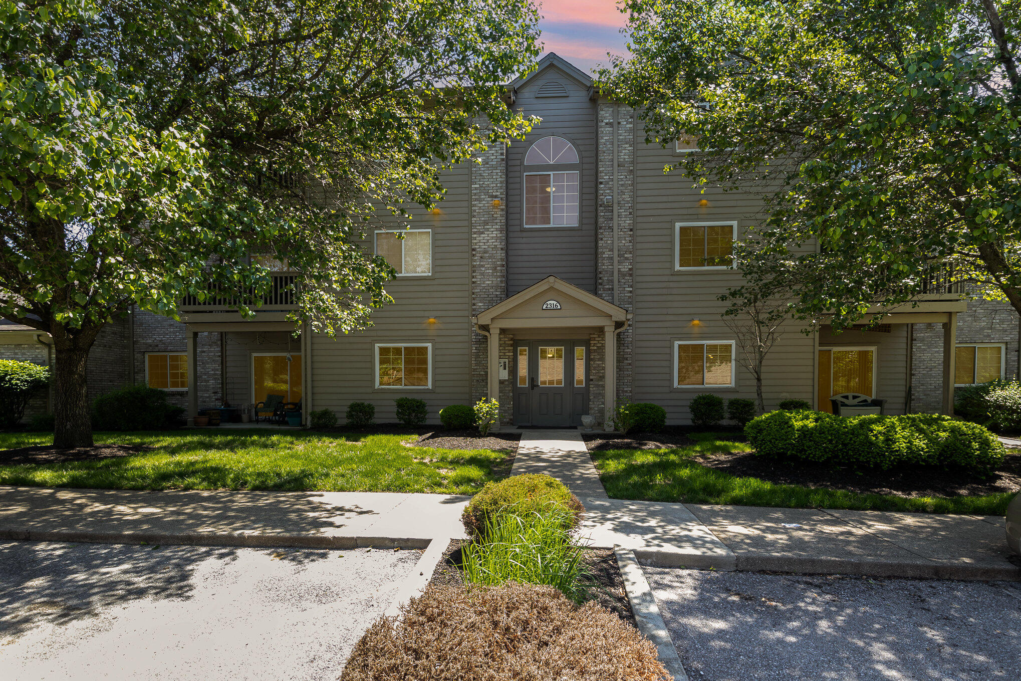 2316 Sawmill Court, 309