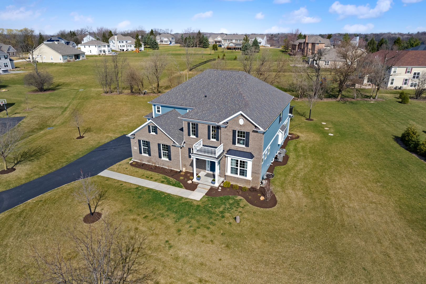 27356 W Meadow Rose Court