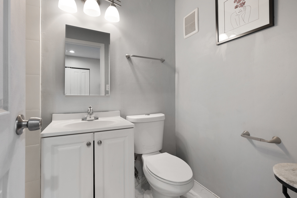 3721 Ruby Street Unit: 106S