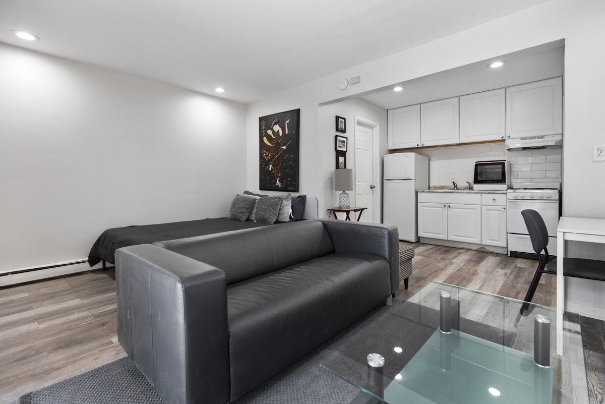 3721 Ruby Street Unit: 106S