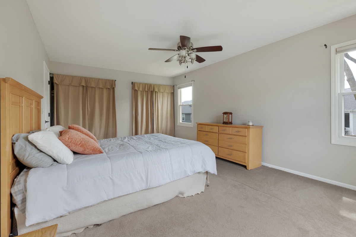 585 Kensington Court