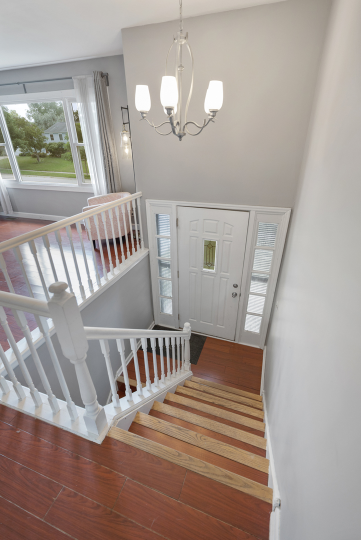 1328 ELMHURST Lane