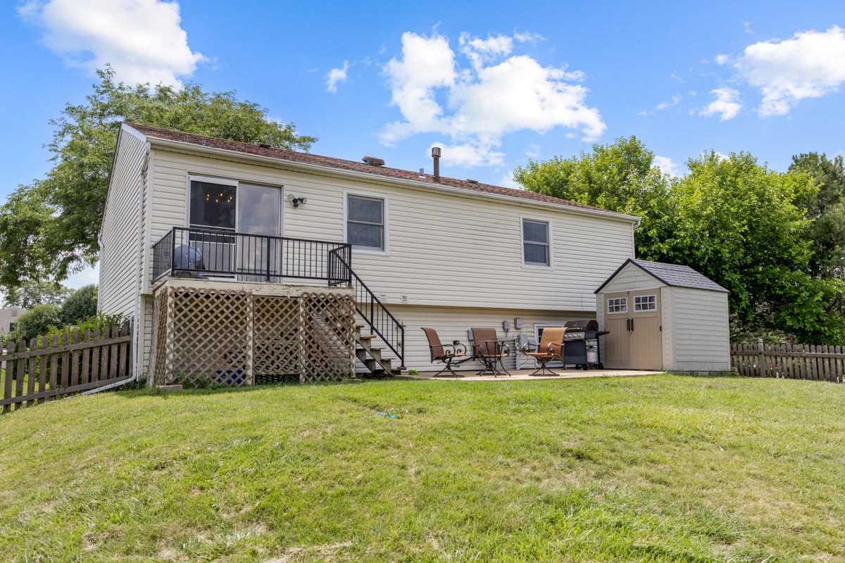 1328 ELMHURST Lane