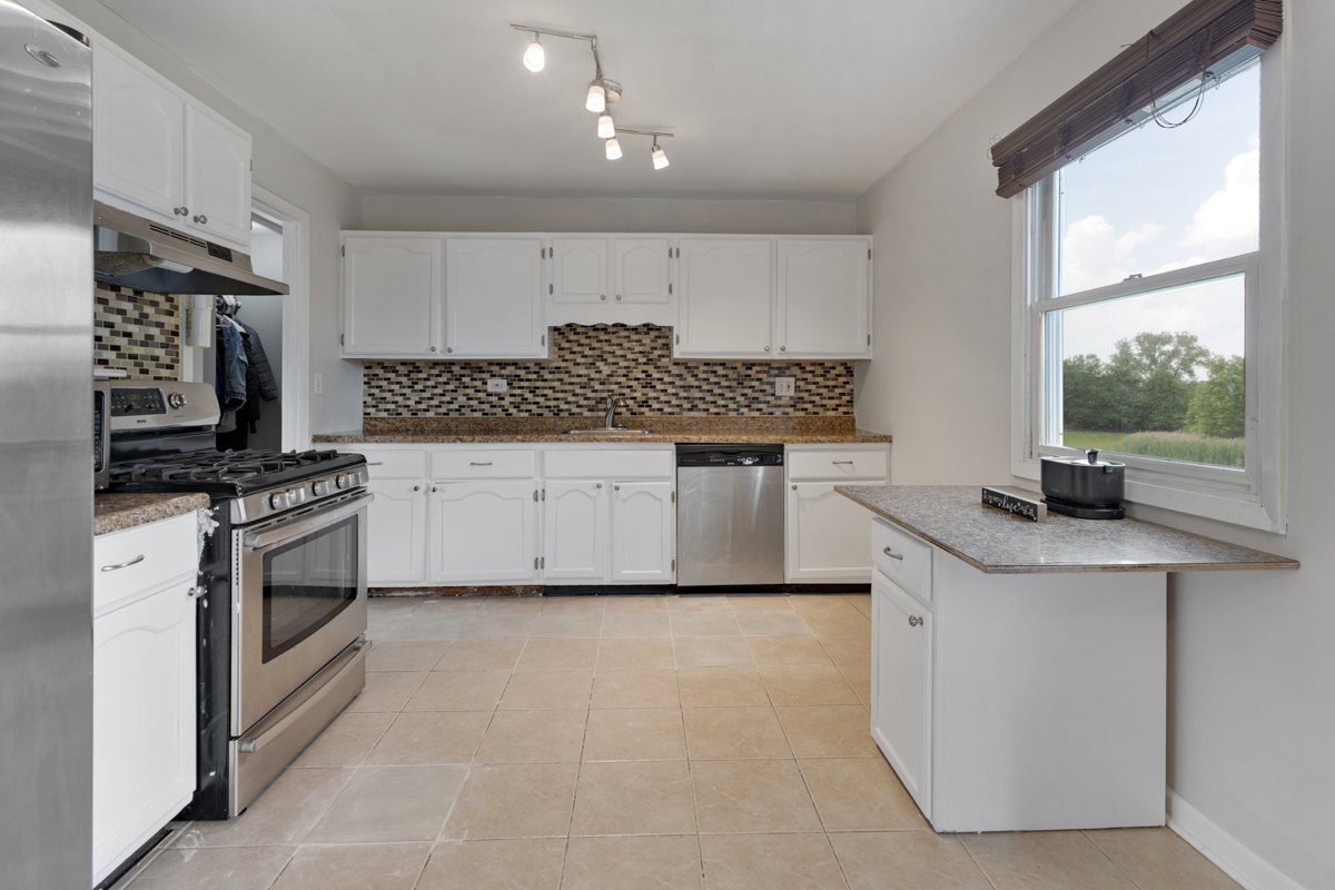 1328 ELMHURST Lane