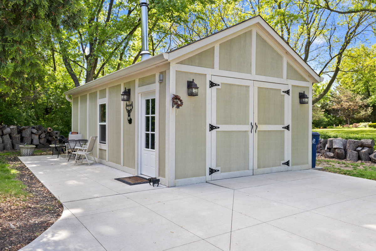 21326 N Elder Court