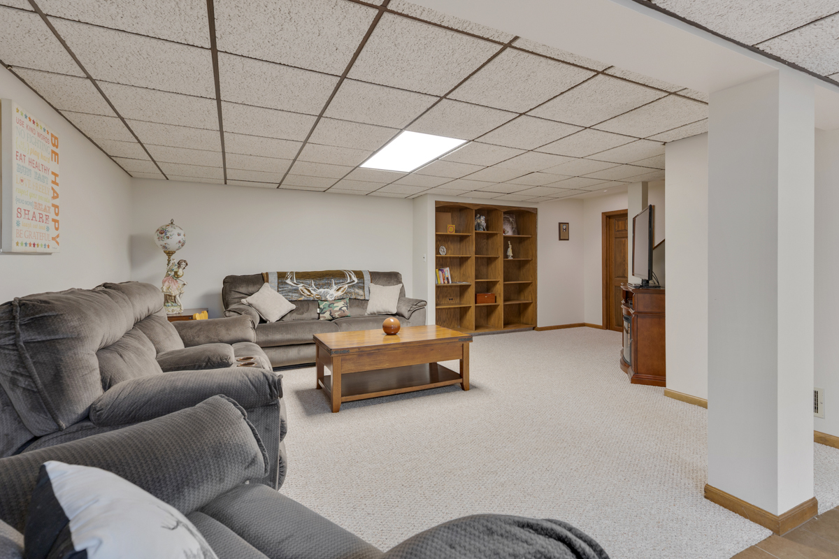 21326 N Elder Court
