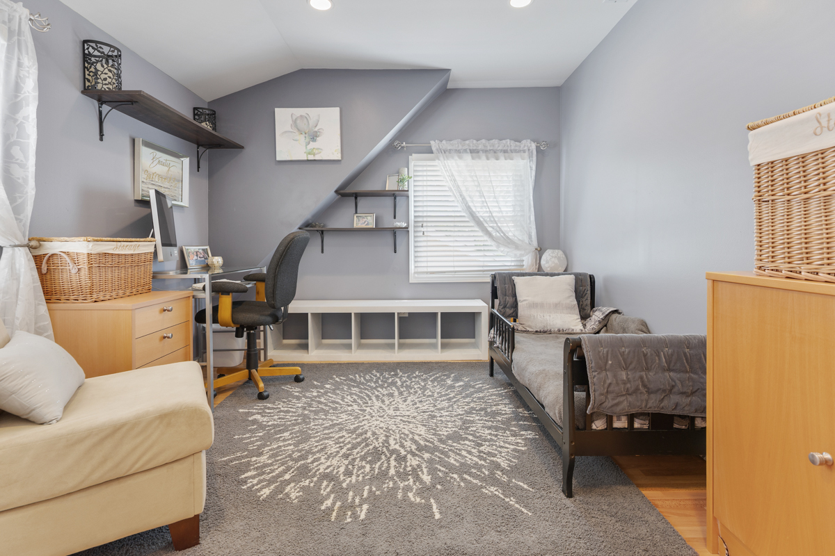 333 S WALNUT Street