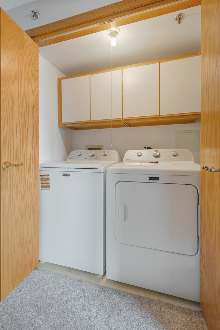7120 N Milwaukee Avenue Unit: 702