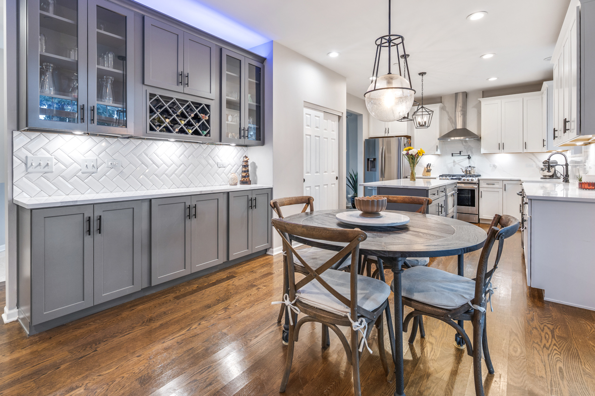 16 MORAINE Drive