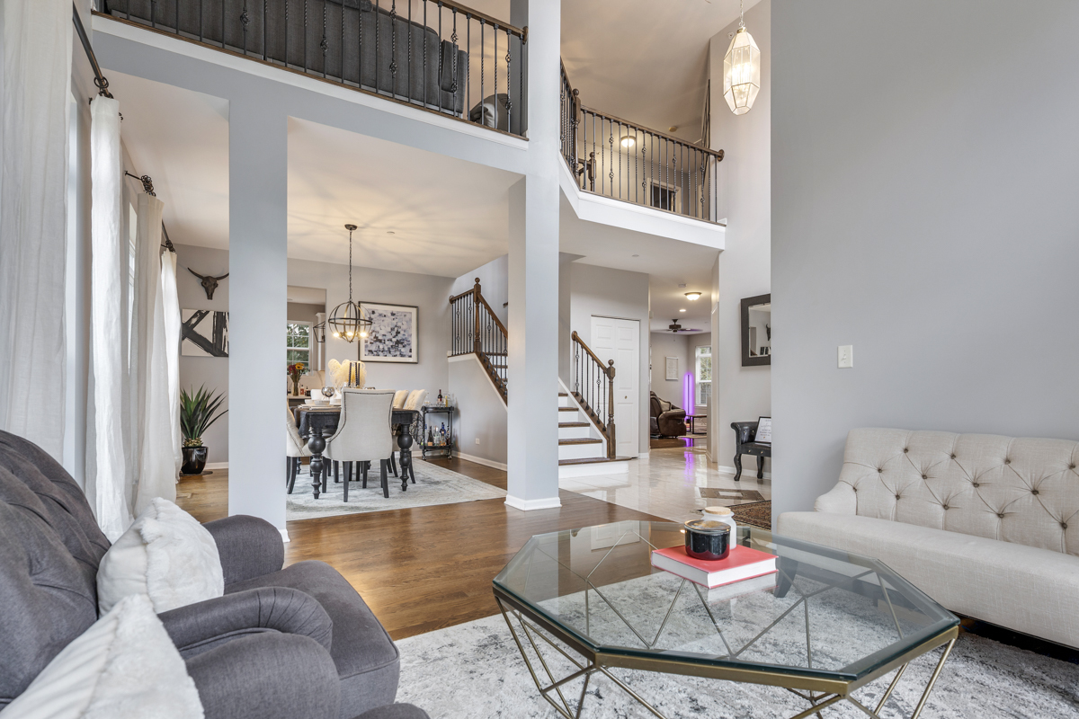 16 MORAINE Drive
